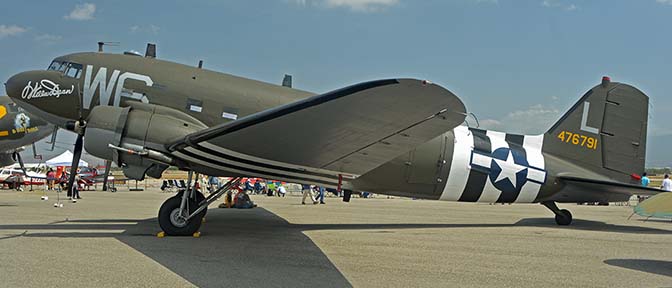 Douglas C-47B Dakota N791HH Willa Dean, April 29, 2016